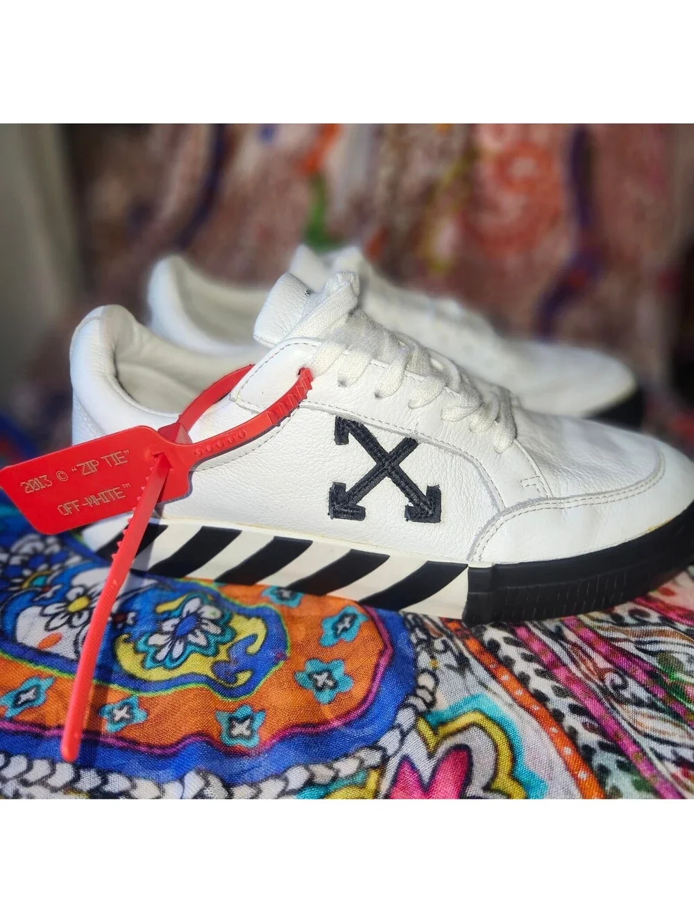 Off White Vulcanized Low Sneakers by Virgil Abloh Size 40